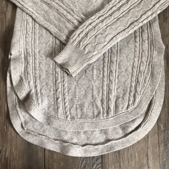 KISMET Cable Knit Oatmeal/Beige Long Scoop Bottom Warm Knitted Sweater Stretch - Picture 5 of 9